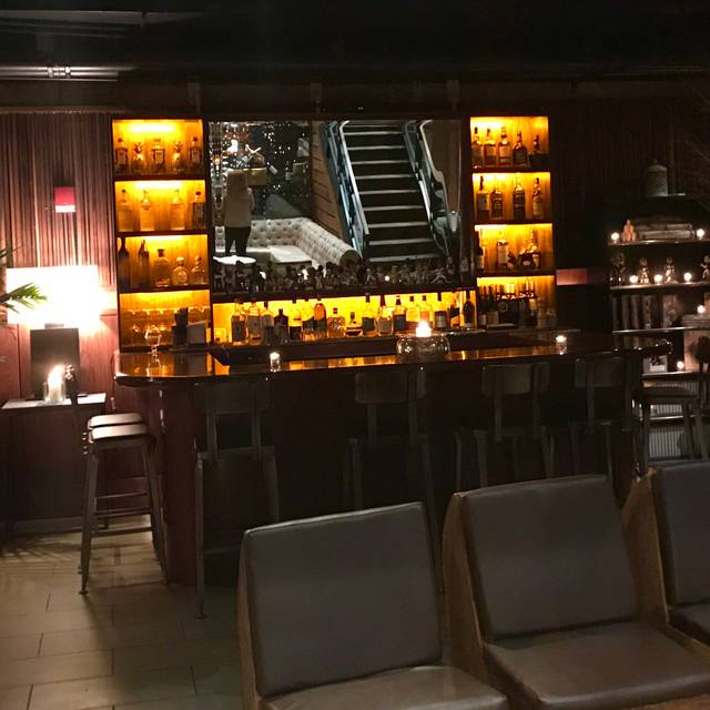 Er Midtown Restaurant New York Ny Opentable Er Midtown New York Ny