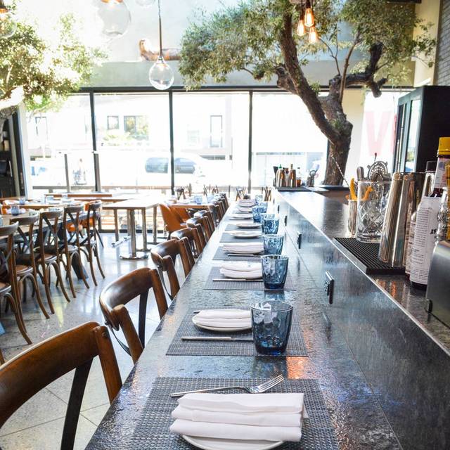 Roe Seafood Restaurant Long Beach Ca Opentable Roe Seafood Long Beach Ca