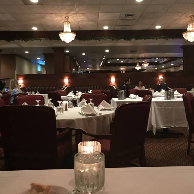 Lelli S Of Auburn Hills Restaurant Mi Opentable Lelli S Of Auburn Hills Mi