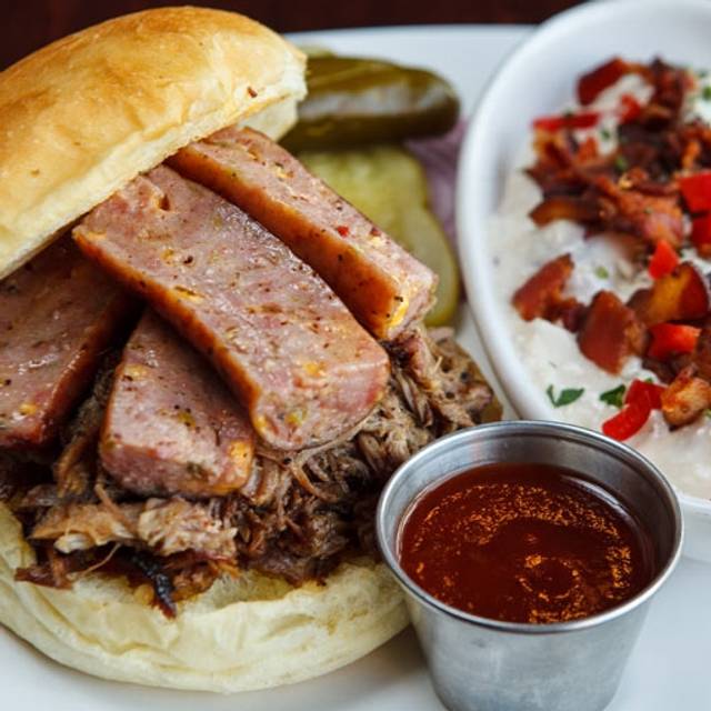 Kenny's Smoke House BBQ sandwich and deliciousness. #kennys #bbq #pulledpork