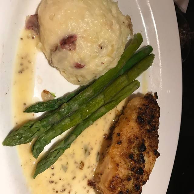 Cooper's Hawk Winery & Restaurant Springfield Springfield, IL