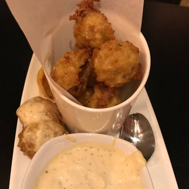 Cooper's Hawk Winery & Restaurant Springfield Springfield, IL