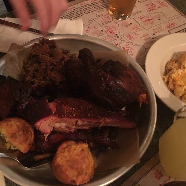 Virgil's Real BBQ - New York City Restaurant - New York, NY | OpenTable