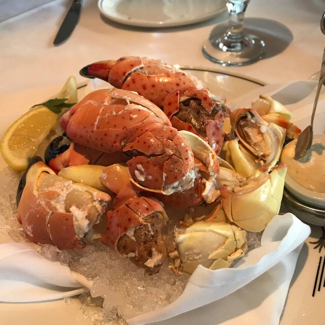 Truluck's Seafood, Steak and Crab House Austin Downtown Restaurant