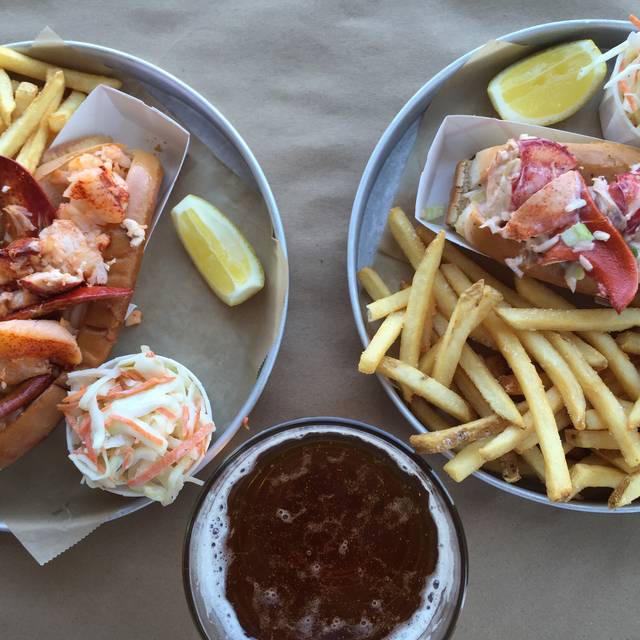 Legal Sea Foods Peabody Restaurant Ma Opentable Lobster Rolls Legal Sea Foods Peabody Ma