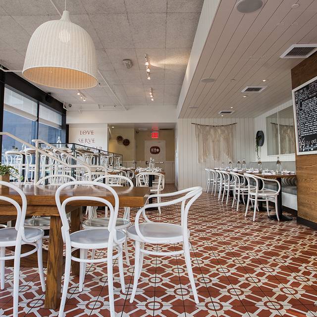 10 Restaurants Near Paramount Studios Opentable