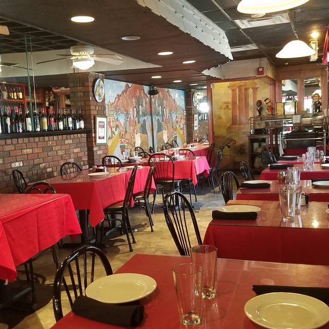 Vinny S Ristorante Restaurant Somerville Ma Opentable Vinny S Ristorante Somerville Ma