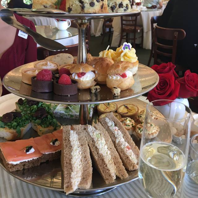 The Huntington S Rose Garden Tea Room San Marino San