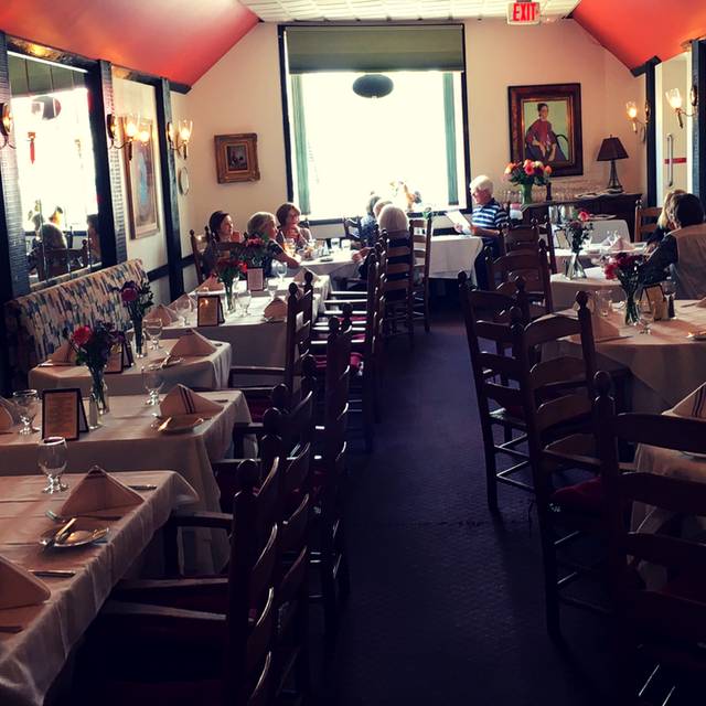 La Cote D Or Restaurant Arlington Va Opentable La Cote D Or Arlington Va