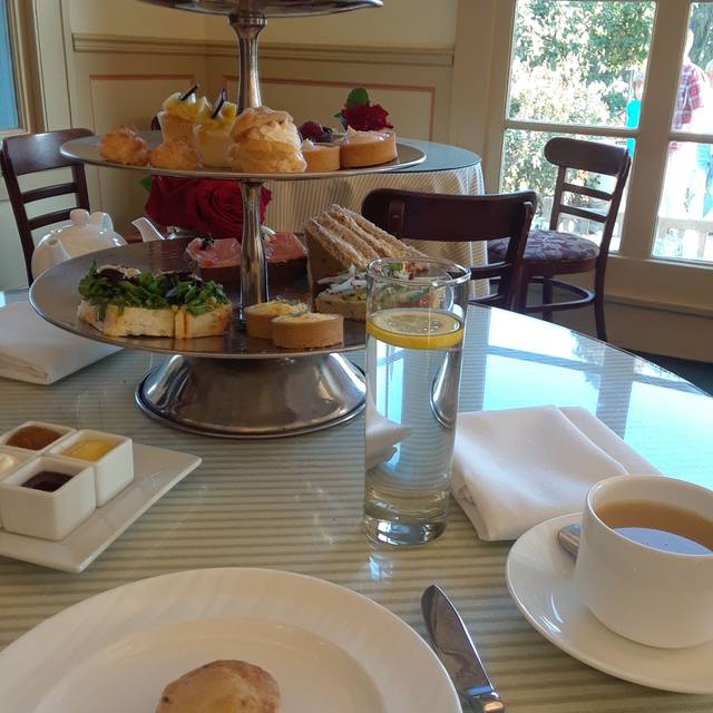 The Huntington S Rose Garden Tea Room San Marino San