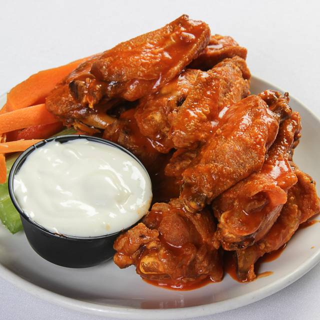 Jake n JOES Sports Grille Braintree Restaurant Braintree, MA