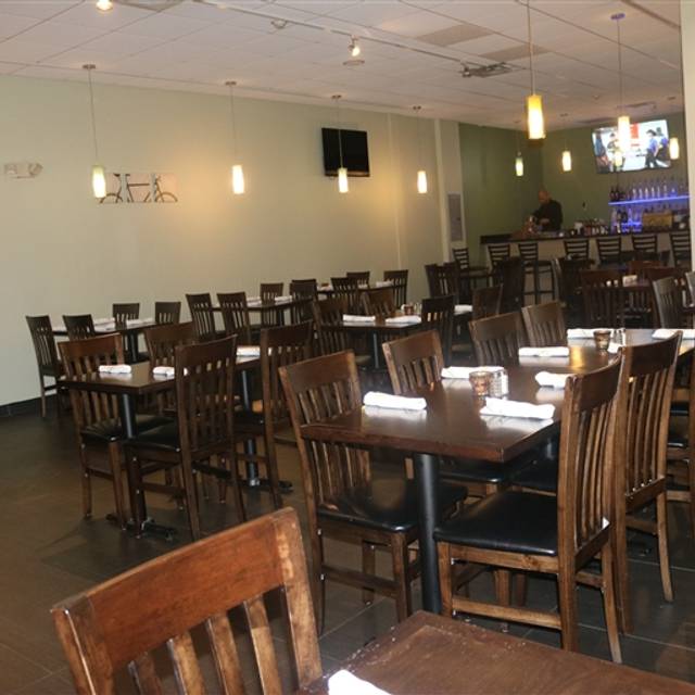 Best Restaurants In Lincoln Rhode Island Opentable Greenway Bistro