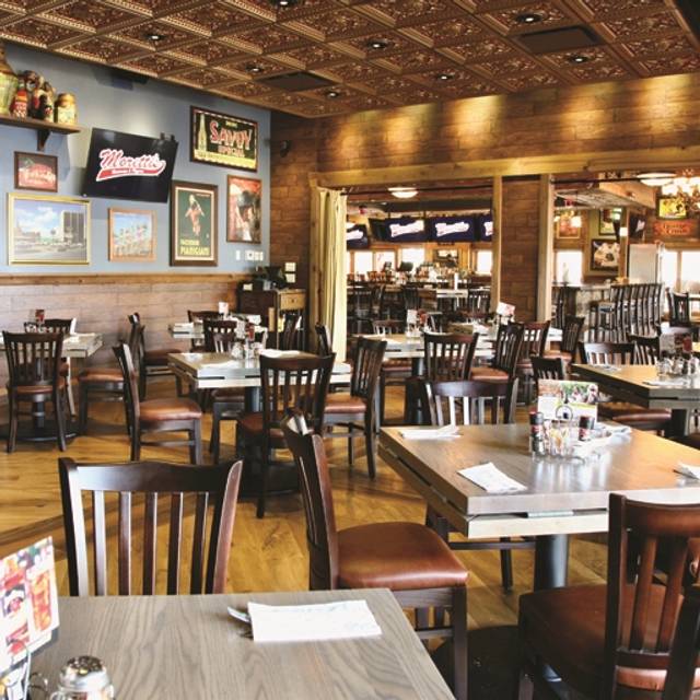 55 Restaurants Near Allstate Arena Opentable