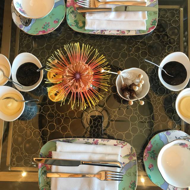 tea-lounge-mandarin-oriental-las-vegas-restaurant-las-vegas-nv