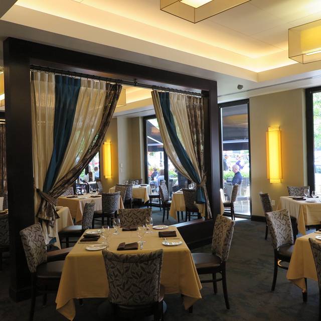 Best Restaurants In Niagara Falls Opentable Savor Niagara Falls
