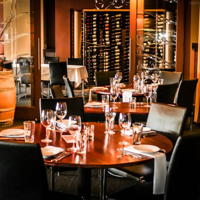 Fahrenheit Cleveland Restaurant Oh Opentable Fahrenheit Cleveland Oh