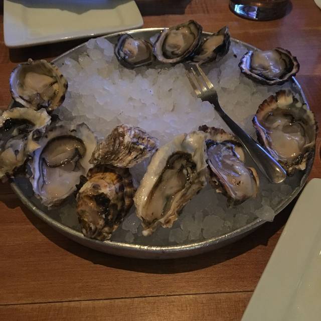 Von's Steakhouse & Oyster Bar Edmonton, AB OpenTable