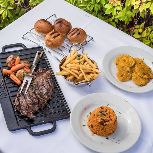 Eter Rooftop Lounge Ciqala Luxury Suites Restaurant San Juan, PR