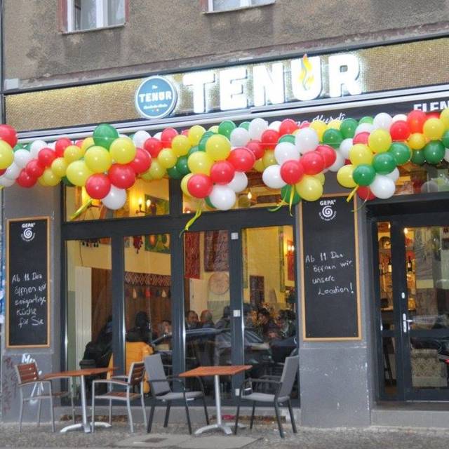 Tenur Kurdische Kuche Cafe Bar Berlin Restaurant Info Reviews Photos Kayak