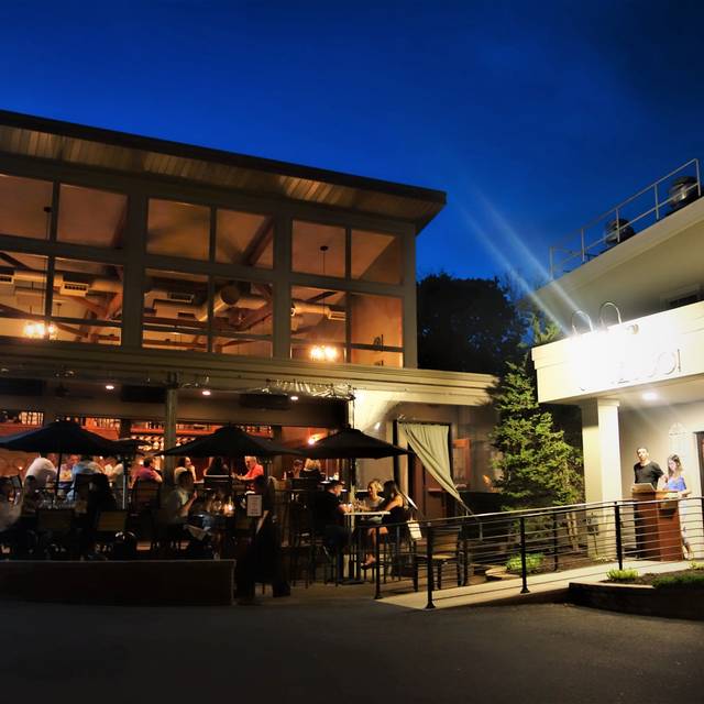 Best Restaurants In Allentown Opentable Best American Restaurants In Allentown