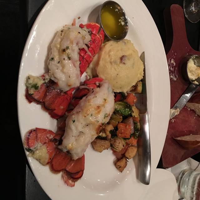 Cooper's Hawk Winery & Restaurant Springfield Springfield, IL