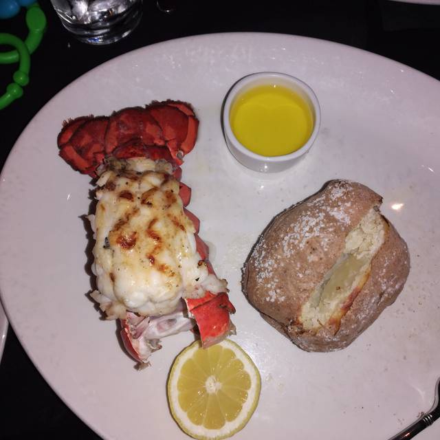 J. Gilbert’s Wood Fired Steaks & Seafood Glastonbury Restaurant