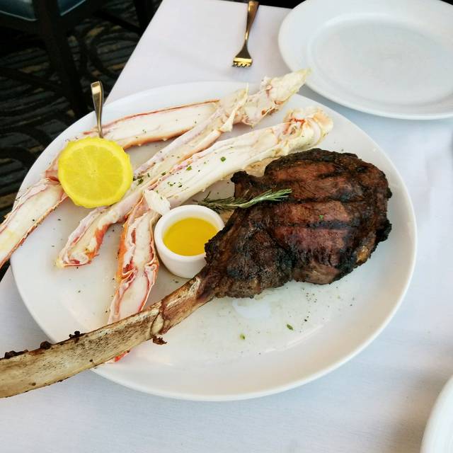 Oscar's Steakhouse at the Plaza Hotel & Casino Restaurant Las Vegas