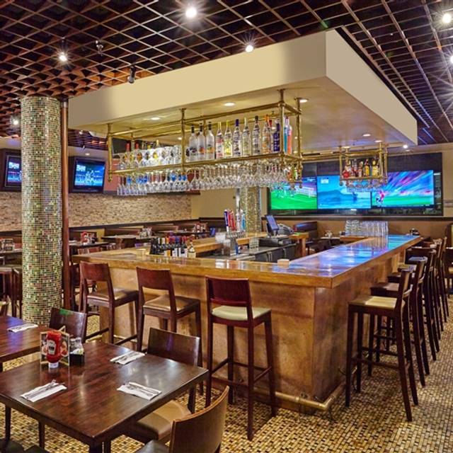 Giovanni Pastrami, Honolulu. Restaurant Info, Reviews, Photos KAYAK