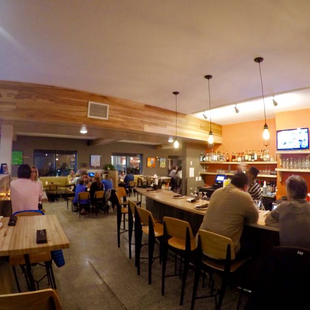 10 Restaurants Near Mayfair Mall Ping Center Opentable