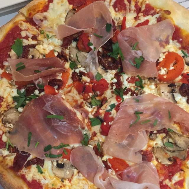 Pizza Rustica Restaurant Bar Restaurant Toronto On