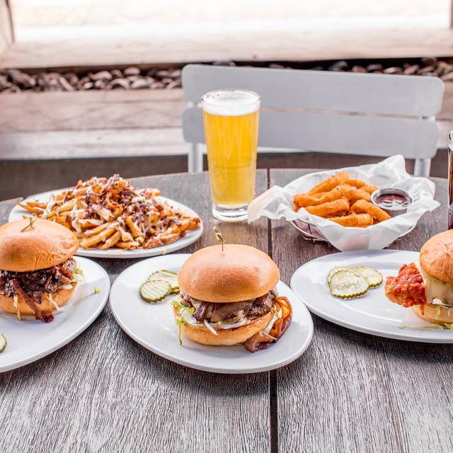 Zinburger Wine and Burger Bar - Scottsdale Restaurant - Scottsdale, AZ ...