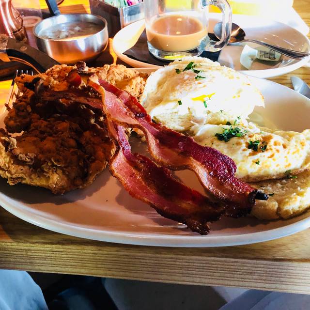 Pie Tap Pizza + Bar Park & Preston Restaurant Plano, TX