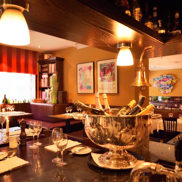 CasseCroûte Restaurant Hamburg, OpenTable