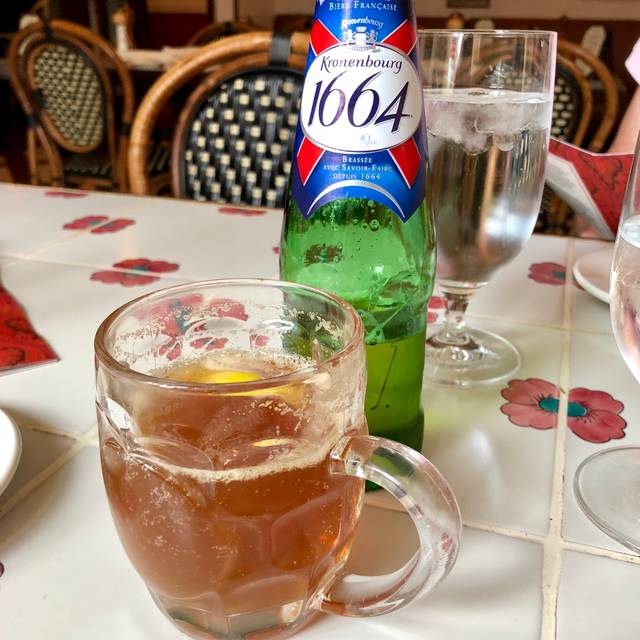 Jacques' Brasserie at L'Auberge Chez Francois Restaurant Great Falls