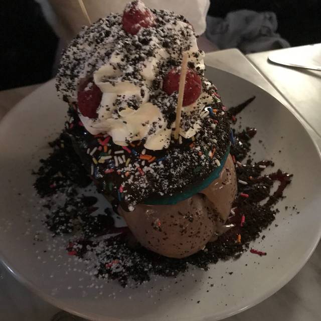 Sugar Factory Broadway Restaurant - New York, NY | OpenTable