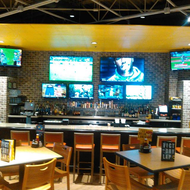 Buffalo Wild Wings Grand Rapids 28th St. Restaurant Grand Rapids
