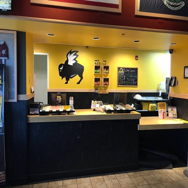 Buffalo Wild Wings Southgate Restaurant Southgate, MI OpenTable