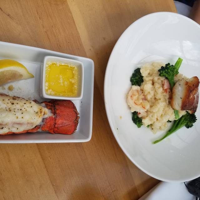 Finn's Seafood, Chops and Cocktails Victoria, BC OpenTable