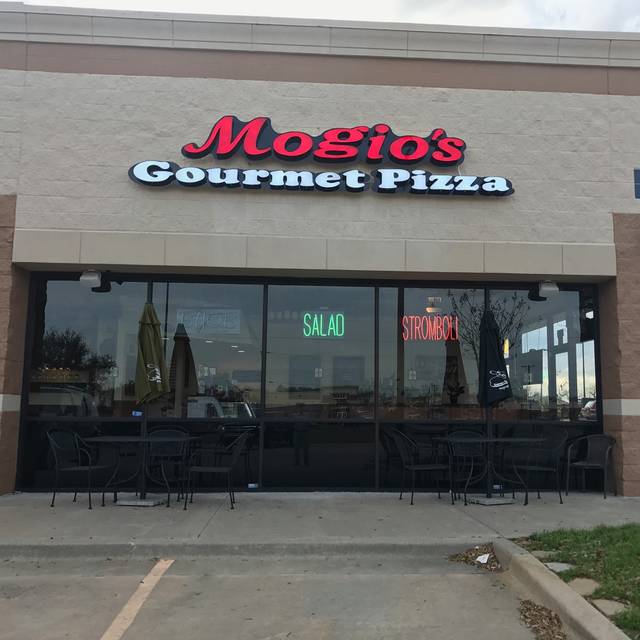 Permanently Closed Mogio's Gourmet Pizza at Sachse Restaurant