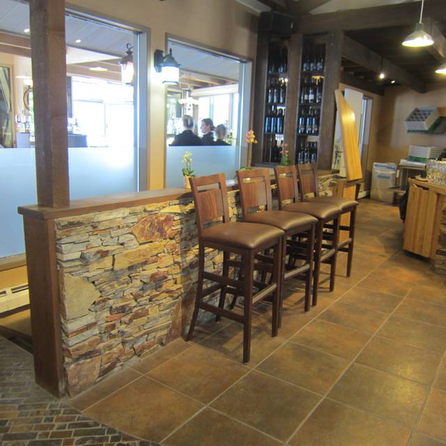 Permanently Closed Grapevine Restaurant and Patio at Gray Monk Estate