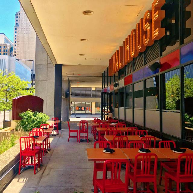 10 Restaurants Near Xcel Energy Center Opentable