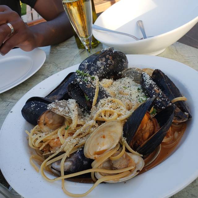 Arugula Ristorante At Cold Point Village (BYOB) Restaurant Plymouth