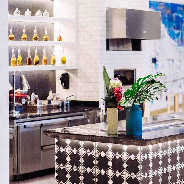 Bar Collins at Loews Miami Beach Hotel Restaurant Miami Beach, FL