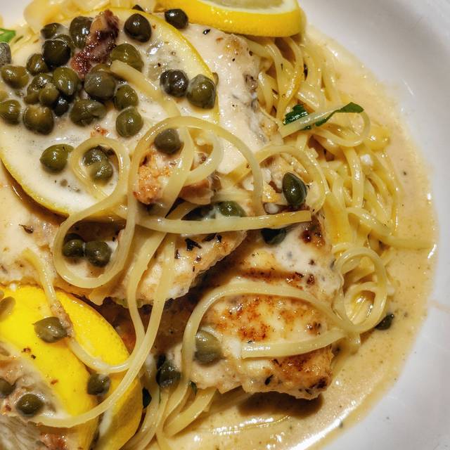 California Pizza Kitchen Kapolei Priority Seating Restaurant