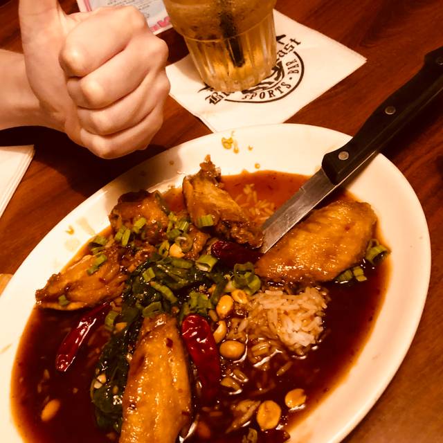 Bully's East Prime Bistro Sports Bar Restaurant San Diego, CA OpenTable