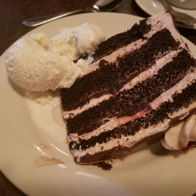 LIBERATORE’S Ristorante & Catering - Eldersburg, Eldersburg, MD