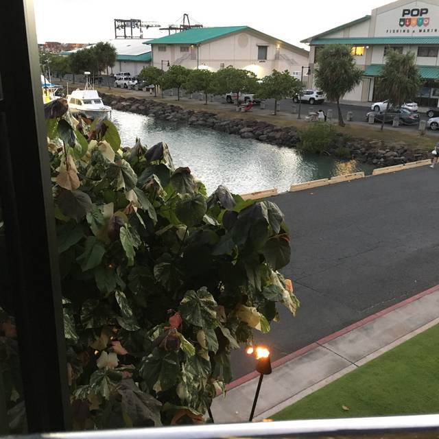Permanently Closed Harbor Restaurant at Pier 38 Honolulu, HI