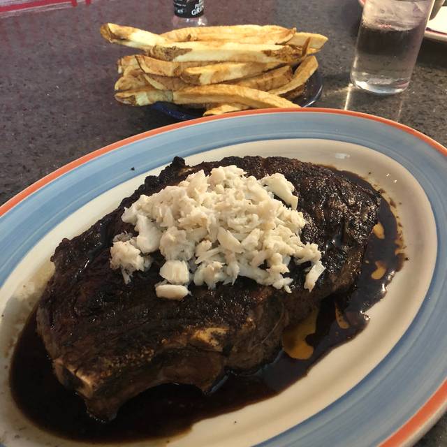 Doe's Eat Place in Margaritaville Resort Biloxi Restaurant Biloxi, MS