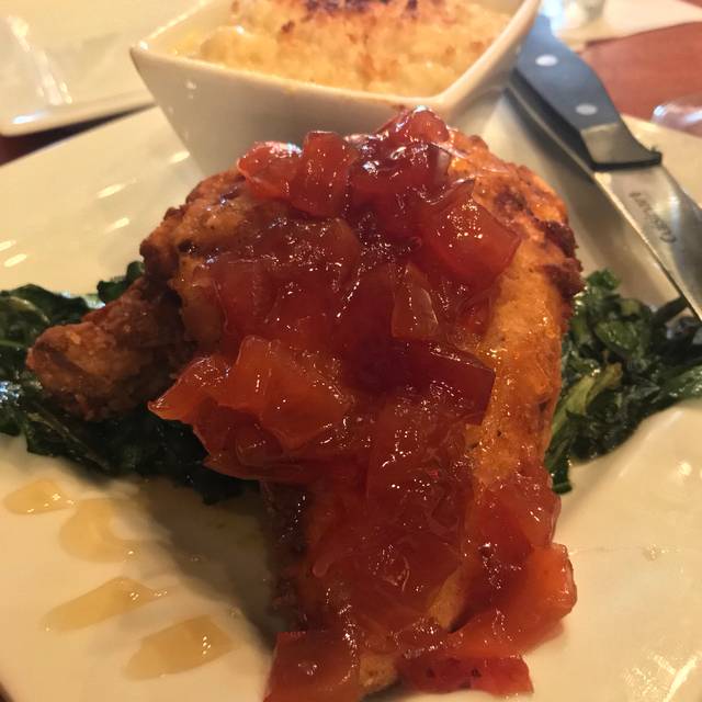 CruBistro and Wine Bar Turkey Creek Restaurant Knoxville, TN