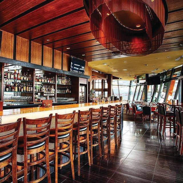 PIER 7 restaurant + bar - 'Shipyard Square' North Vancouver - North ...